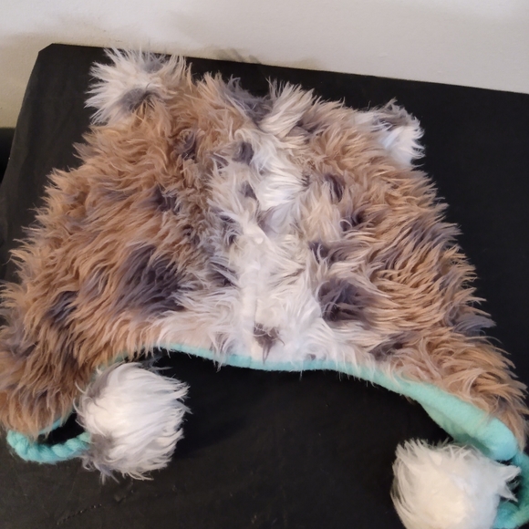 Reversible Owl Cap with tassels - Picture 2 of 4